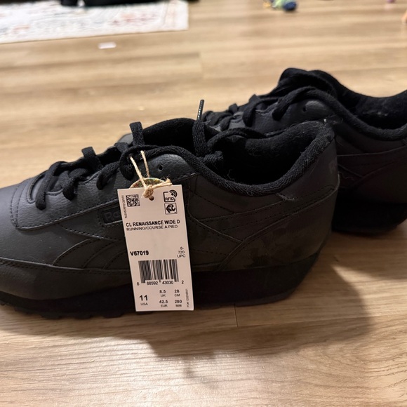 Reebok Women’s Classic Renaissance Black Sneakers - Size 11 Wide - Picture 3 of 6